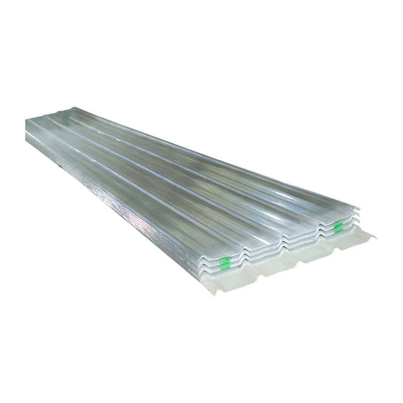 840 mm-es FRP tetőlemez színe áttetsző